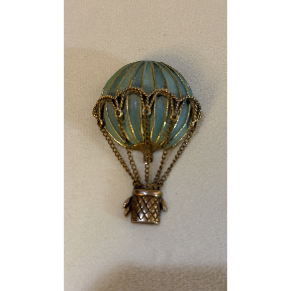Vintage Signed Geno Gold Tone Dangle Enameled Hot Air Balloon Brooch Lovely